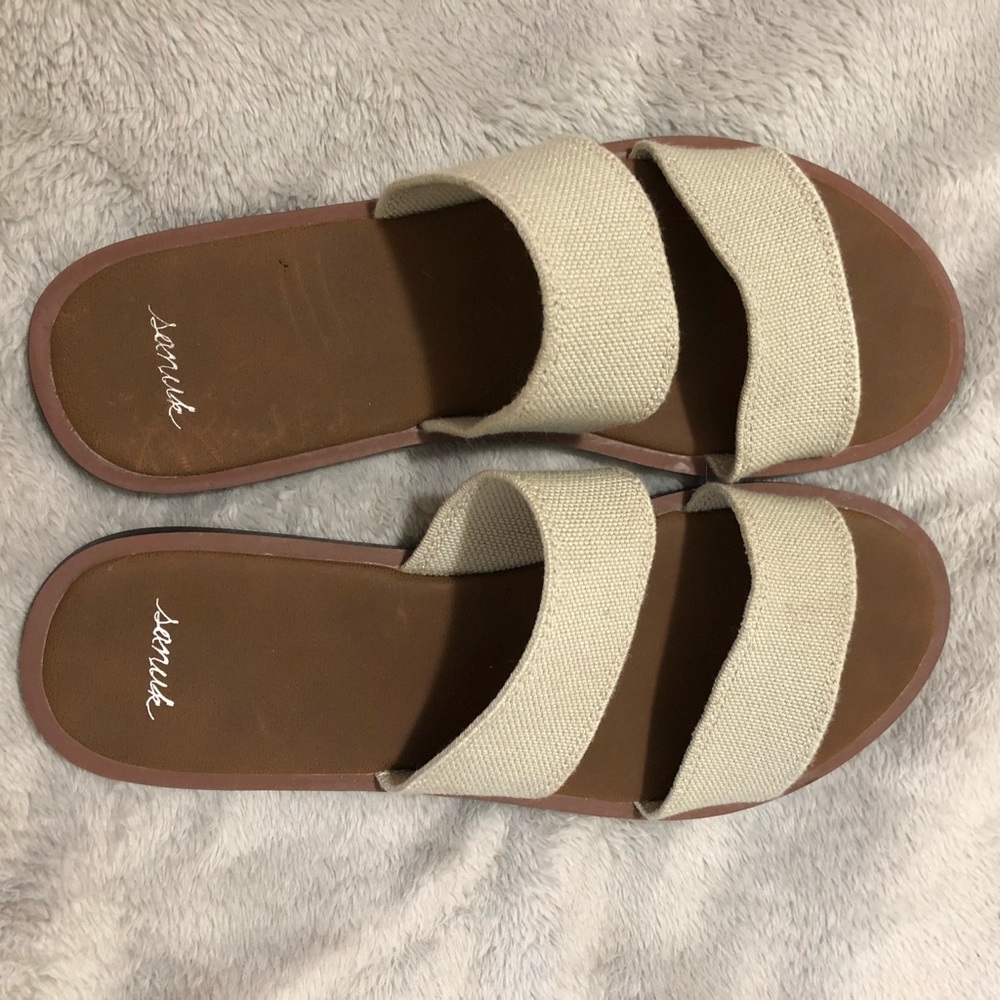 Sanuk gora gora sandals